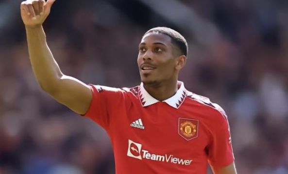 然不是球队 然不是球队