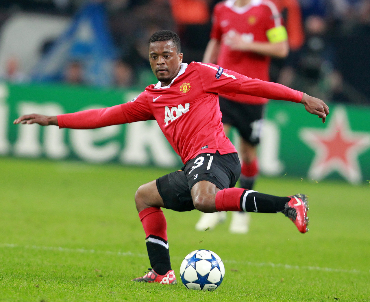 发了广泛关 发了广泛关